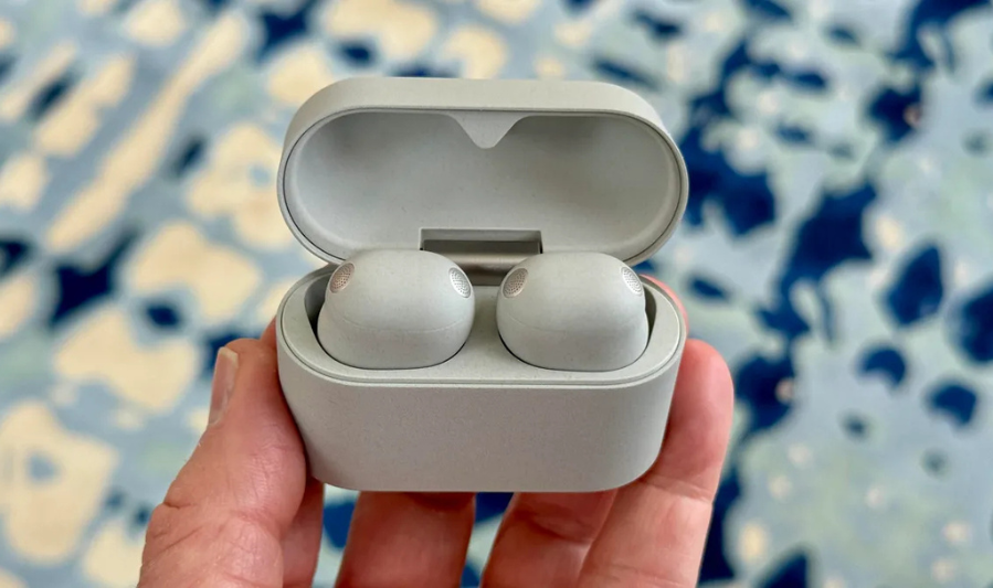 Wireless Earbuds and Headphones